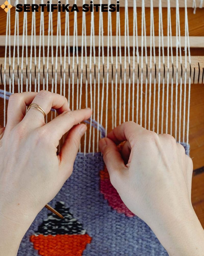 Karışık Örgülerle Dokuma Yapımı Sertifikası